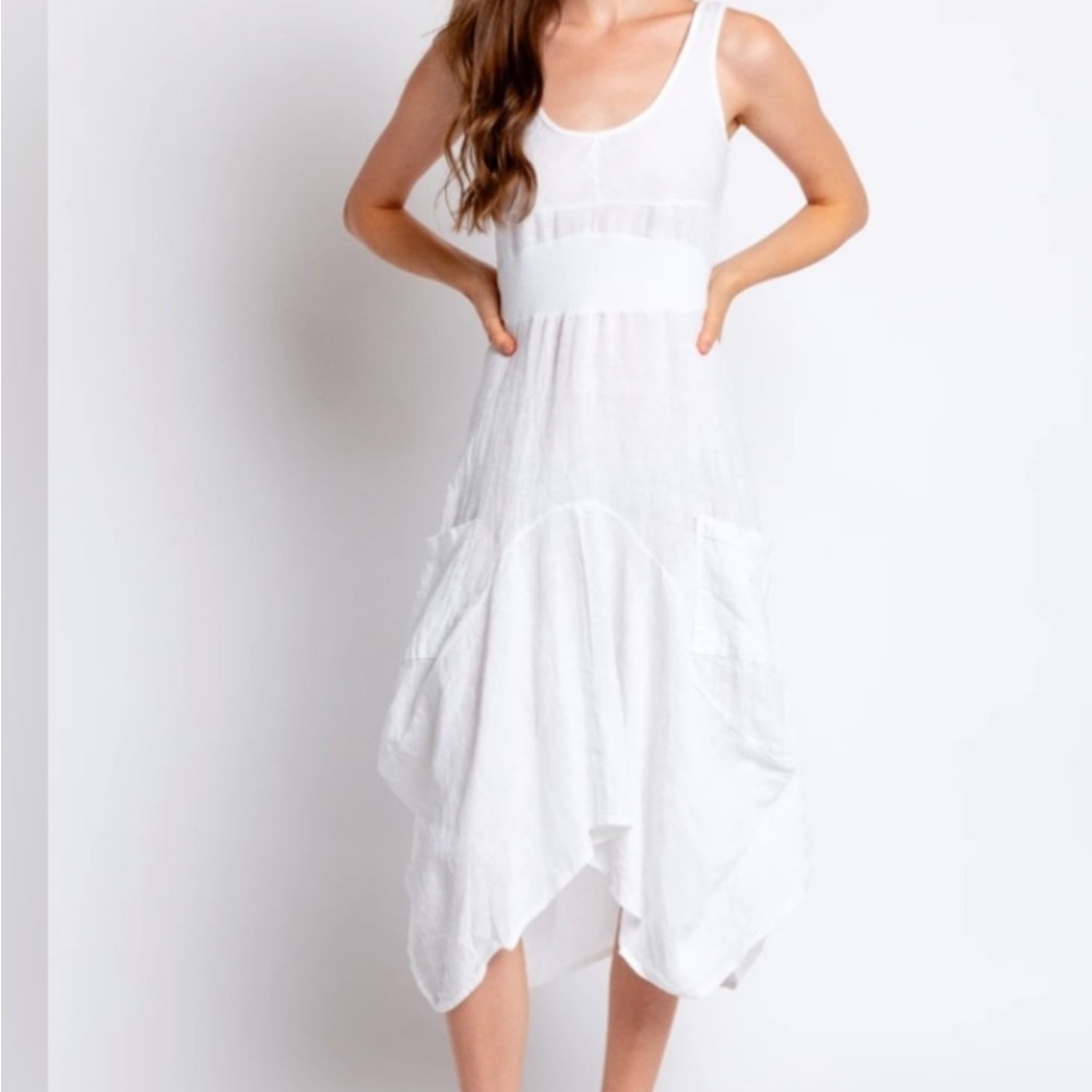 White Sleeveless Handkerchief Hem Dress - Brand Unspecified Size Small